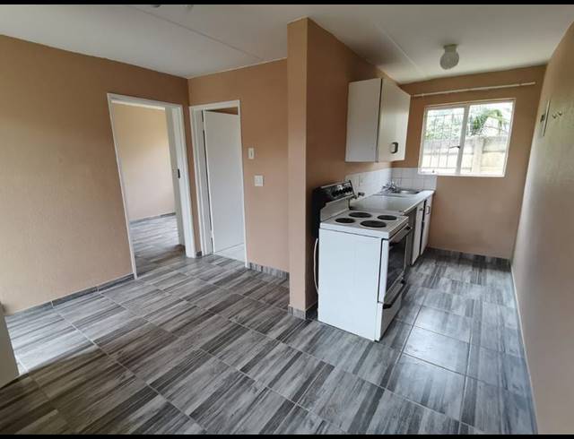 1 BEDROOM PROPERTY TO RENT IN EDEN GLEN